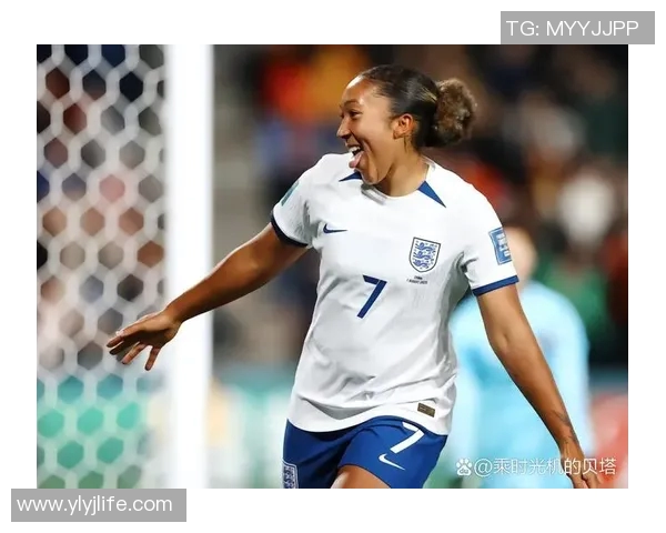 华裔外籍女足球星的崛起与挑战探索她们在全球足球舞台上的影响力与成就 华裔外籍女足球星的崛起与挑战探索她们在全球足球舞台上的影响力与成就