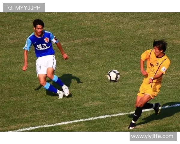 广州足球队的节奏与魅力探讨：从历史到未来的全面分析