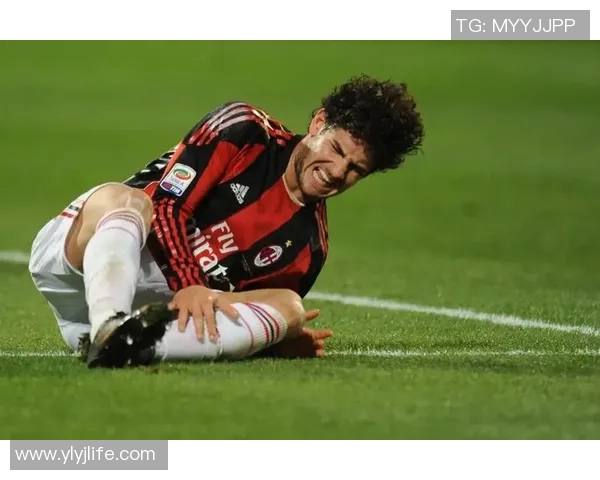 被掏空的足球明星背后的故事与挣扎揭示了光鲜外表下的真实人生